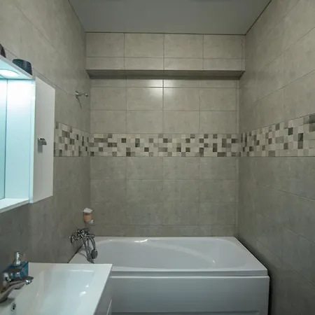 Mony-building Stefan, Mamaia Nord *