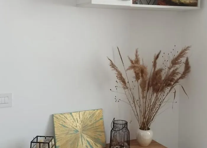 Mony-building Stefan, Mamaia Nord Apartment *